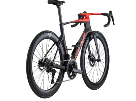 2024 BMC Teammachine R 01 TWO Road Bike