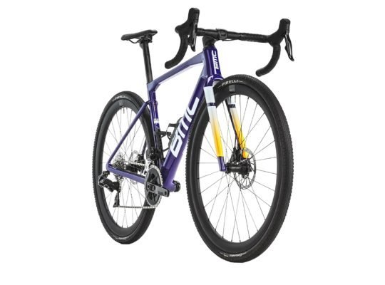 2024 BMC Kaius 01 THREE Road Bike ( RACYCLESPORT )